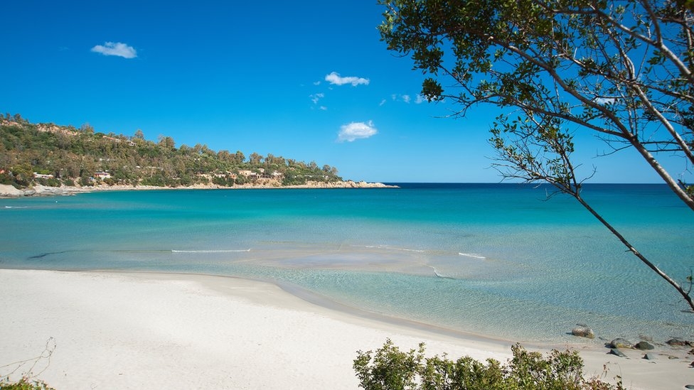 Bir Şişe Plaj Kumu Çalan Turiste Ceza 1000 Euro Ceza